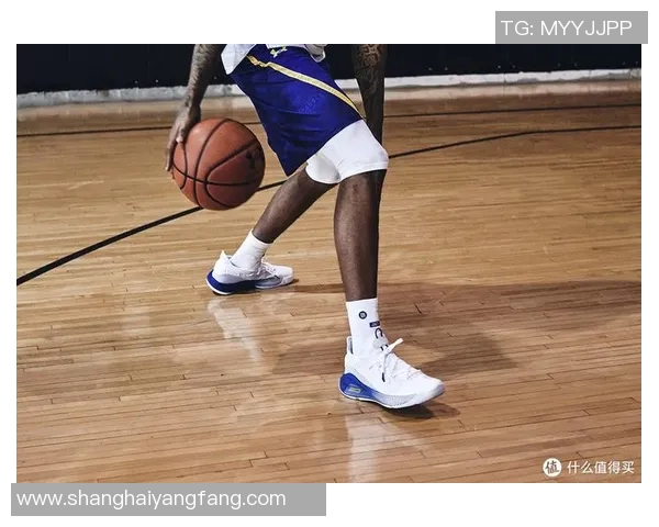 安德玛签约的足球明星有哪些他们在赛场上的表现如何 安德玛签约的足球明星有哪些他们在赛场上的表现如何