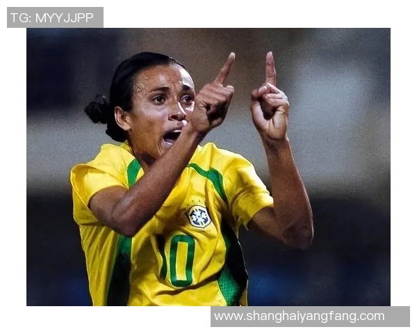 女足球星卡鲁索闪耀赛场展现坚韧拼搏精神书写励志传奇 女足球星卡鲁索闪耀赛场展现坚韧拼搏精神书写励志传奇